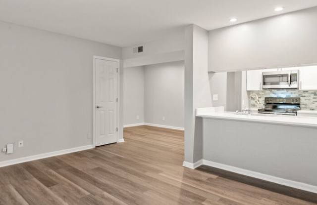 Central Pointe Apartment Homes