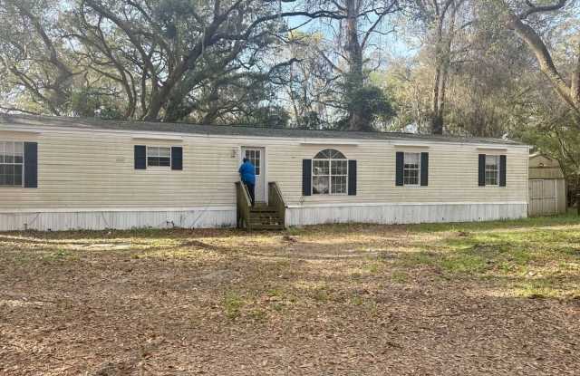28 Westgate Circle