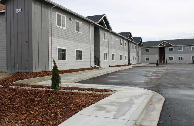 665 Heyburn Avenue West