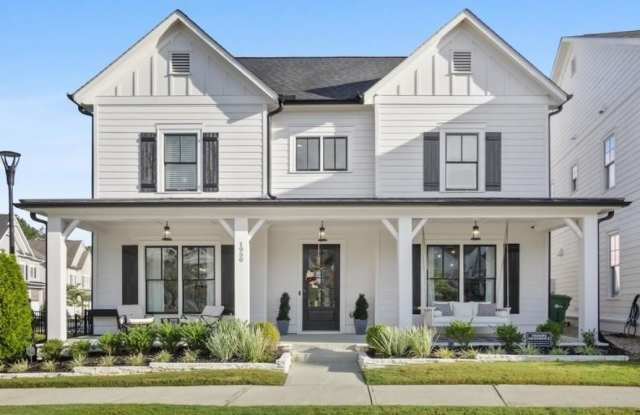 Photo of 1950 Westside Boulevard