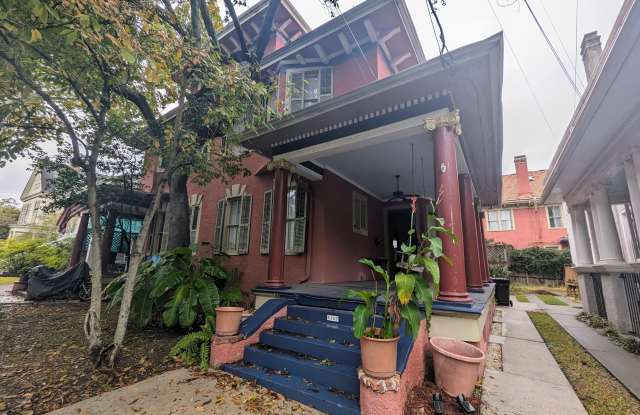 Photo of 5107 Dryades St