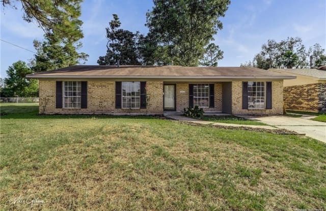 1312 Fox Street - 1312 Fox Street, Bossier City, LA 71112