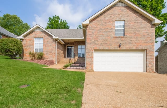 211 Breakwater Dr - 211 Breakwater Drive, Hendersonville, TN 37075