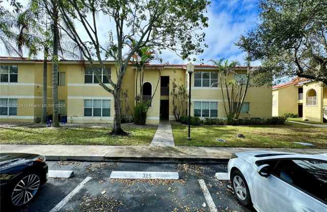 417 Vista Isles Dr - 417 Vista Isles Drive, Sunrise, FL 33325