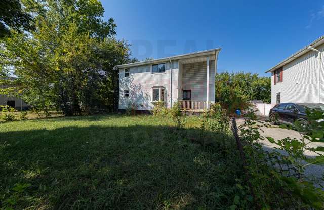 5 bd, 2 ba, 1,548 Sq. Ft.