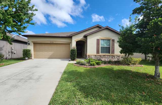 15734 Stone House Dr