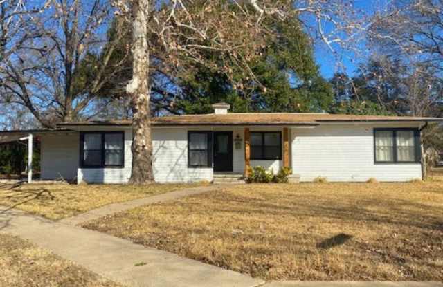 3601 East Brookview Drive