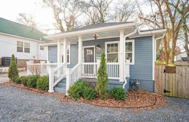 139 Laurel Avenue SW