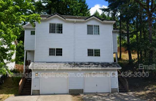 2349 NW Hummingbird Dr