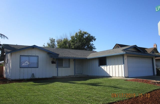 391 Franklin Ct - 391 Franklin Court, Vacaville, CA 95687