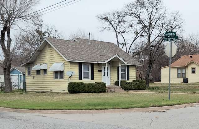 1703 Chaffin St - 1703 Chaffin Street, Sherman, TX 75090