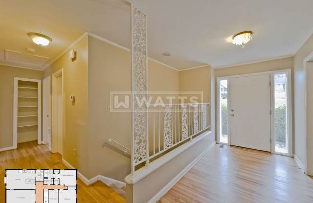 Excellent 4 Bedroom House in Bluff Park Community