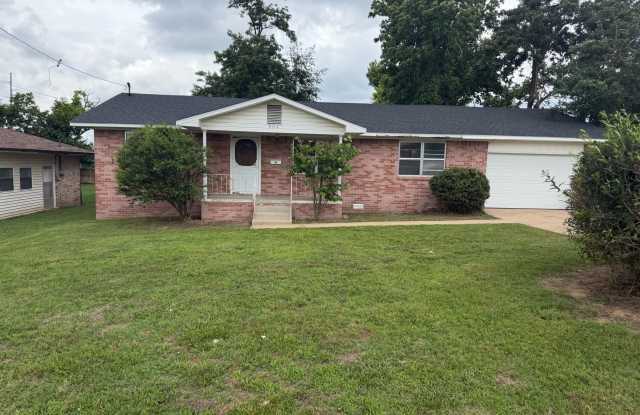 904 NW 11th Street