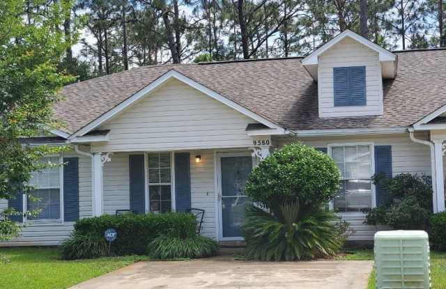 9580 Cobblebrook Dr