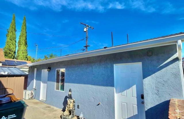 9803 Priscilla Street