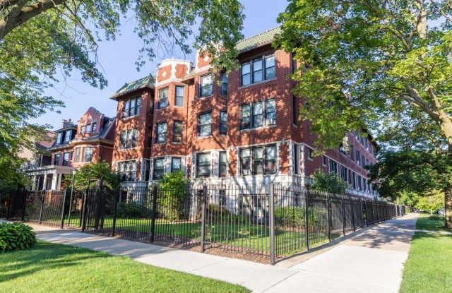 5053 S. Ellis Avenue