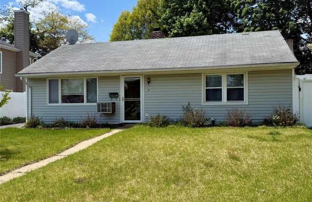 16 Greenway Circle