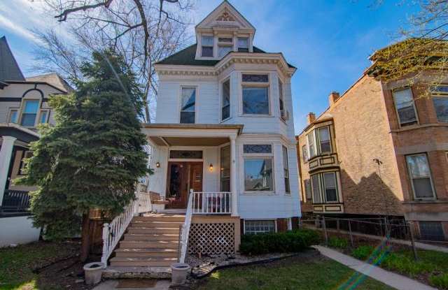 1825 West Byron Street - 1825 West Byron Street, Chicago, IL 60613