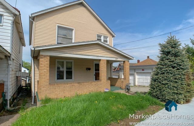 337 Mercer St - 337 Mercer Street, Turtle Creek, PA 15145