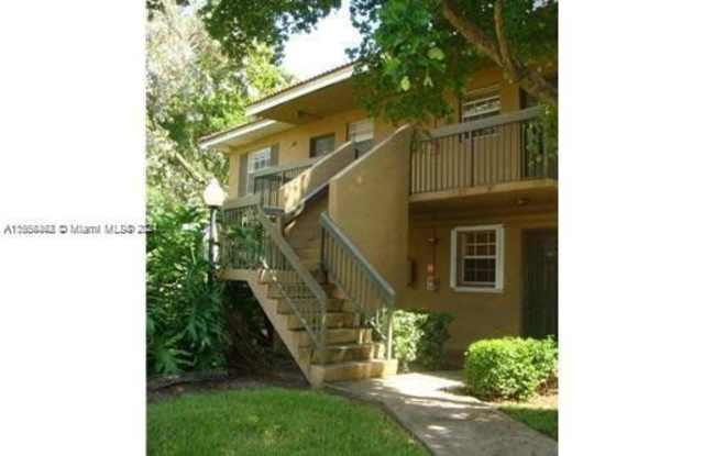 855 NW 103rd Ter