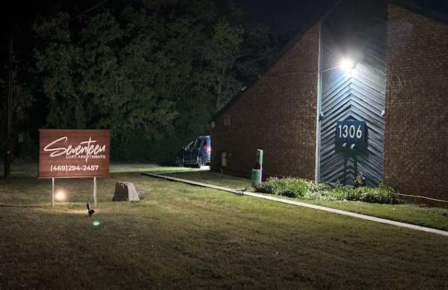 Seventeen Loft Apartments