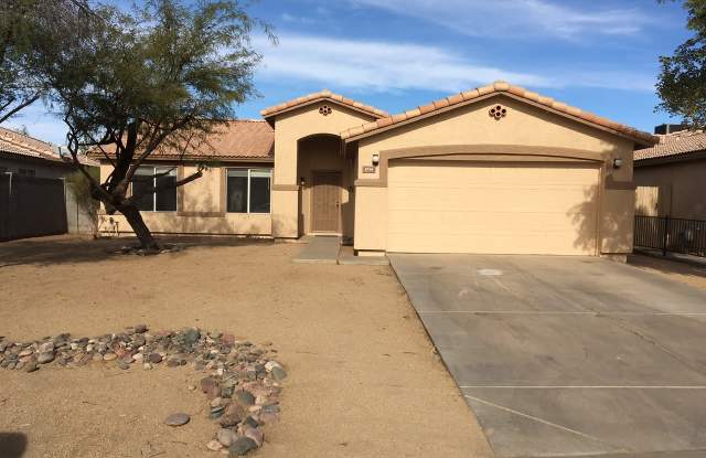 8728 W Corky Obrien Dr - 8728 West Corky O'Brien Drive, Tolleson, AZ 85353