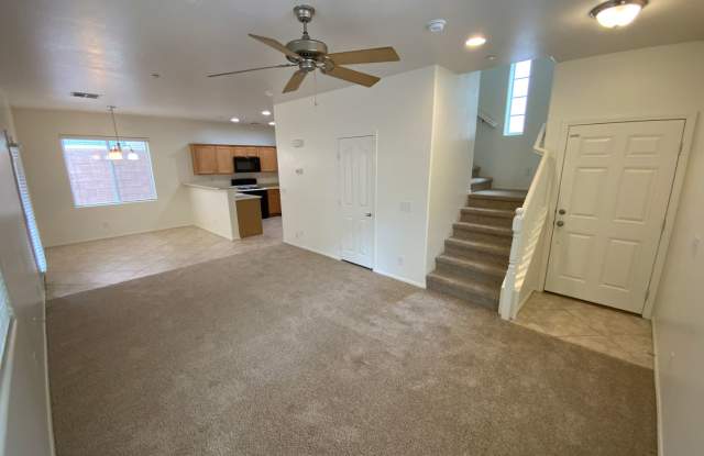**2 WEEKS FREE RENT FOR QUALIFIED APPLICANTS WITH IMMEDIATE MOVE IN**BEAUTIFUL HOME WITH ALL NEW CARPET IN CENTENNIAL HILLS