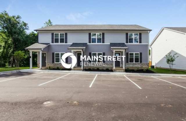 Photo of 510 Rogers Lake Road East