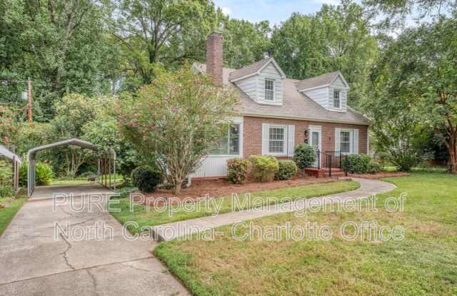 1321 Pinecrest Avenue