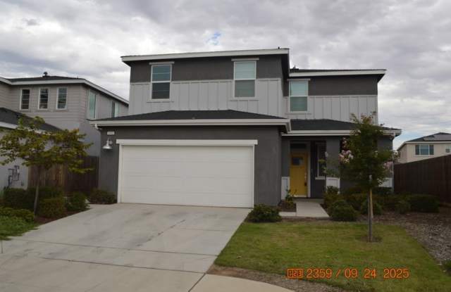 2411 Urdaneta Way