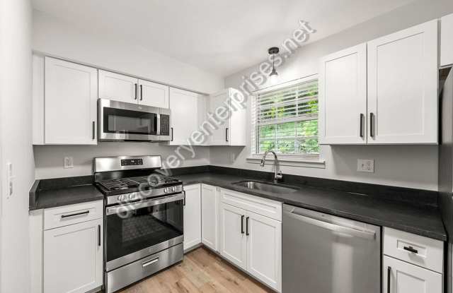 Photo of LABOR DAY SPECIAL!! *1st month rent free with a 13 month lease