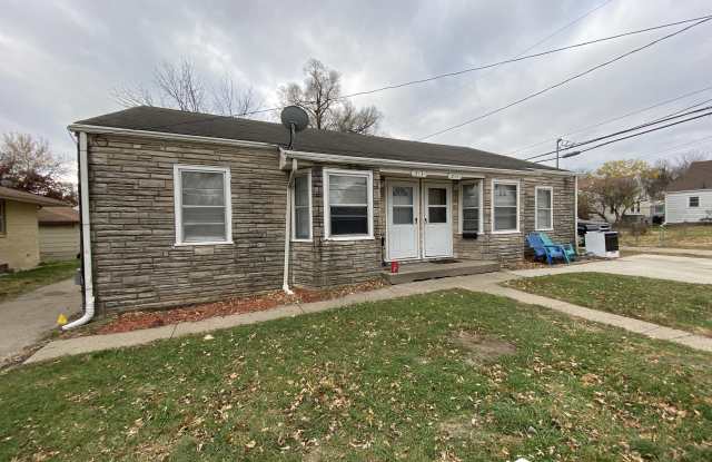 213 E Shawnee Avenue