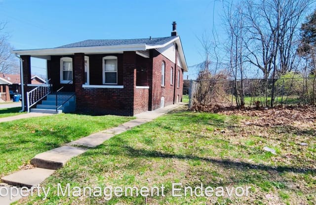 4122 Cedarwood Ave, ST Louis MO 63121 - 4122 Cedarwood Avenue, Pine Lawn, MO 63121