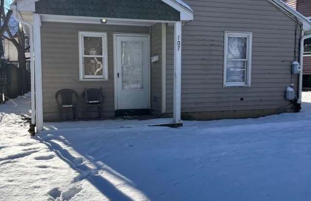 Photo of 107 Peck st