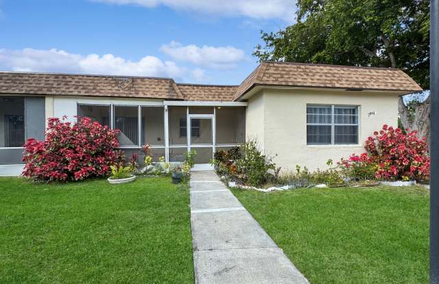 Photo of 2004 SW Natura Boulevard