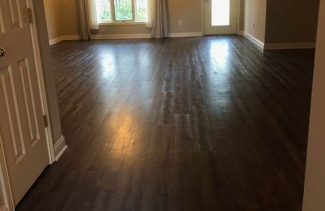 11542 Applewood Circle