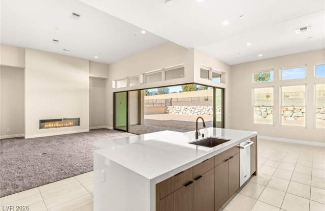 11014 Horizon Ledge Avenue