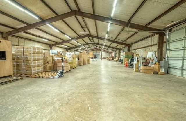 901 Mcdonald Drive E