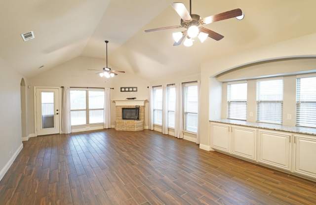 FOR LEASE in ALEDO ISD! Beautiful 3,000+ sf Brick Home with 4 Bedrooms, 3 Bathrooms Plus an Office  Upstairs Flex/Loft Area in a Nice Neighborhood on A Quiet Cul-De-Sac.