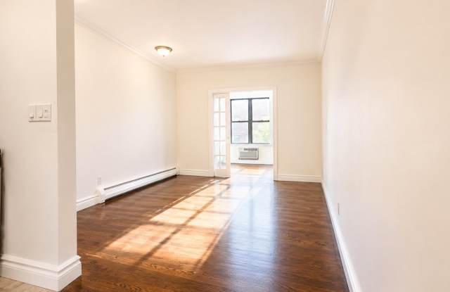 322 West 14th Street