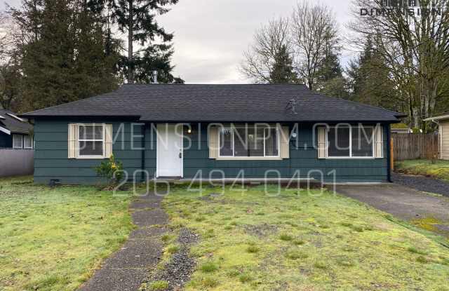 Fully remodeled 3 bed, 1 bath house in Lakewood!