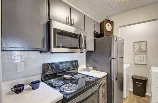 Lane at Towne Crossing