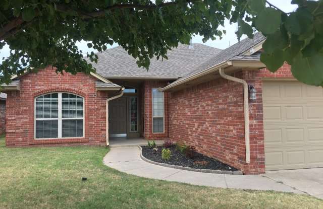 413 N. Shannon Way - 413 North Shannon Way, Mustang, OK 73064