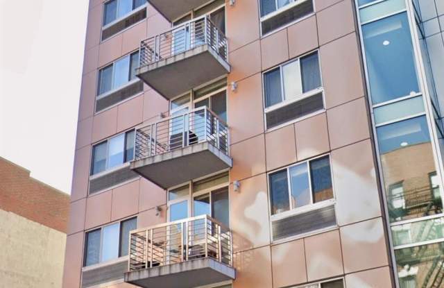1635 lextington Avenue unit: 3D