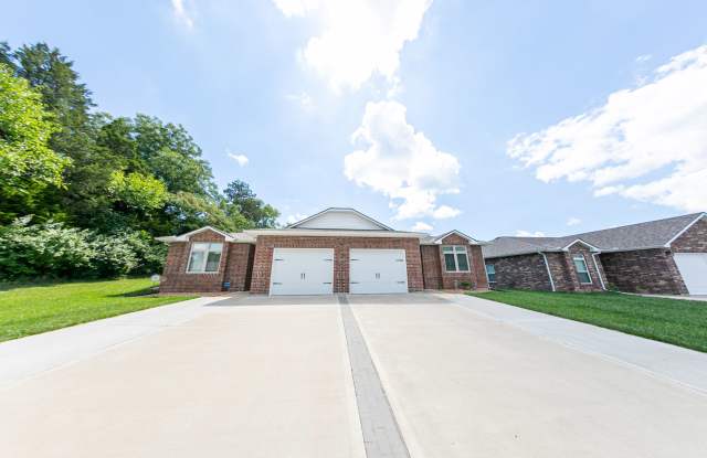 603 Springridge Unit B