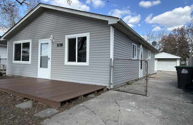 Photo of 5901 Roosevelt Street