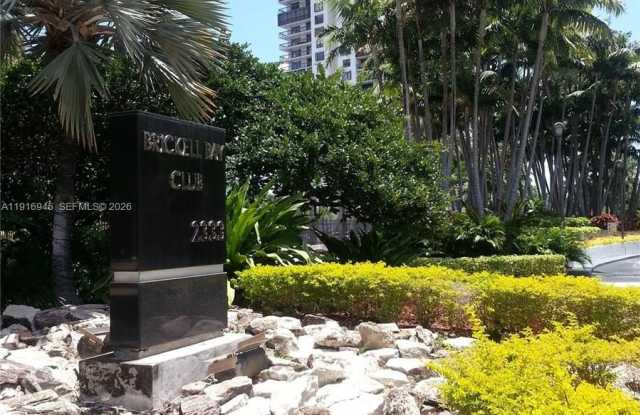 2333 Brickell Ave