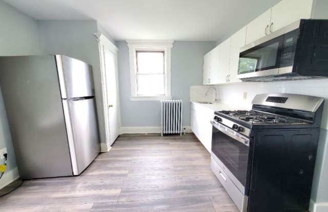 102 Grant Ave 1R - 102 Grant Avenue, Jersey City, NJ 07305