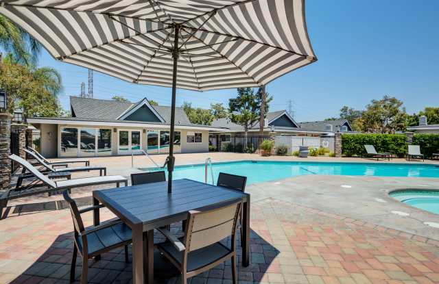 Lantern Bay Apartment Homes