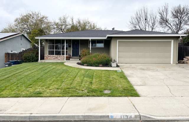 Nice Upgraded South Livermore Single Family Home near downtown - 1134 Coronado Way, Livermore, CA 94550